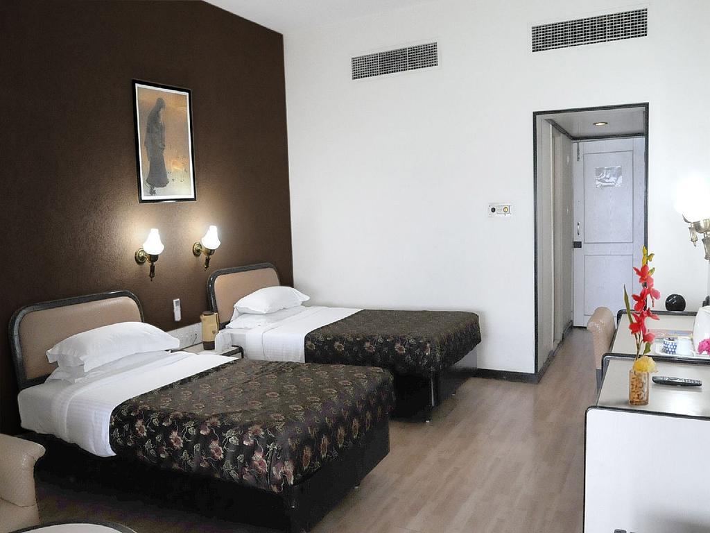 Hotel Lake View Ashok Bhopal Exterior photo